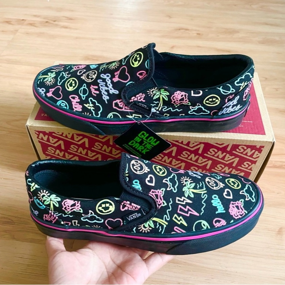 Vans Slip On Glow in the Dark Black Multicolored Skate Shoes Women Size 7.0 US